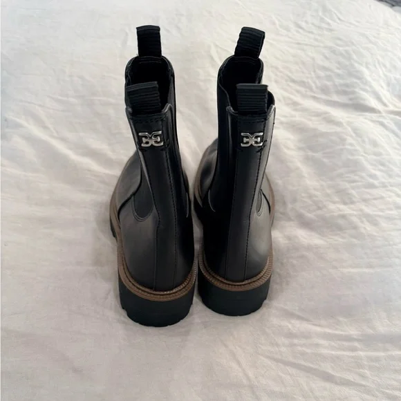 Black Leather Women's Combat style Boots - Picture 3 of 4